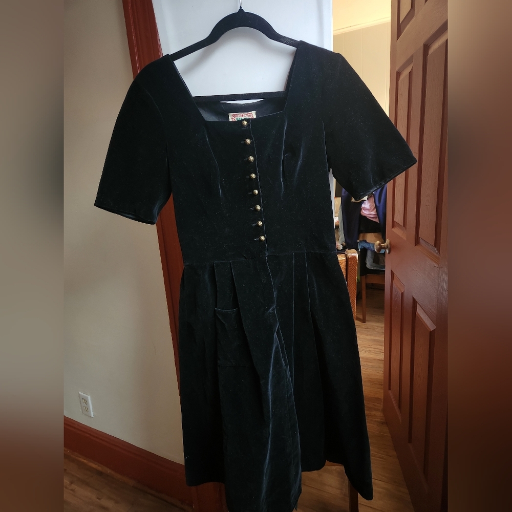 Black Velvet Women's Dress